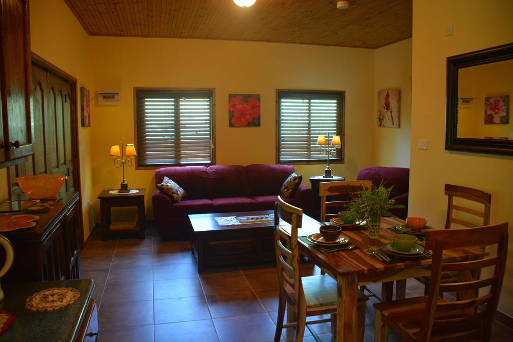 O'Soleil Chalets Self Catering Insel Insel La Digue Zimmer foto